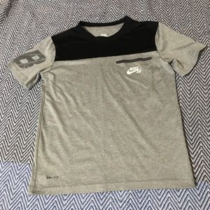Boys Nike SB shirt